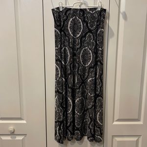 INC Black/White Print Long Skirt
